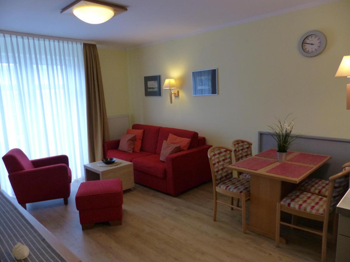 Ferienwohnung 12 - Seewald Haus Huehnergott Sellin  Bagian luar foto
